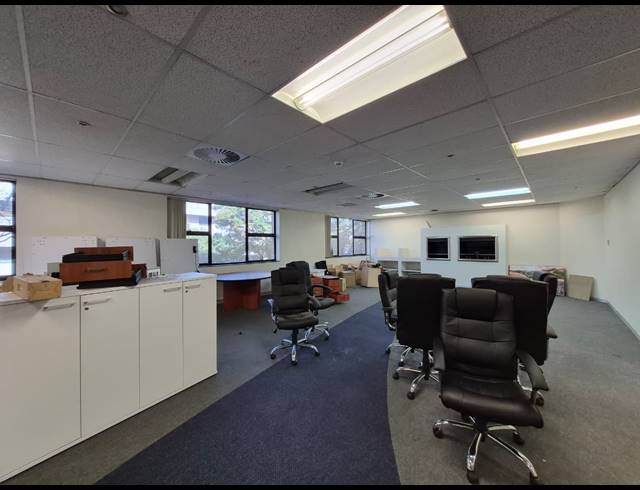 477M² OFFICE TO LET IN ROSEBANK